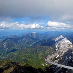 Flugwegposition um 13:03:28: Aufgenommen in der Nähe von Gemeinde Feistritz im Rosental, Feistritz im Rosental, Österreich in 2613 Meter